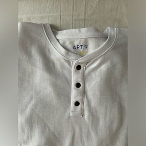 Men’s white Henley long sleeve